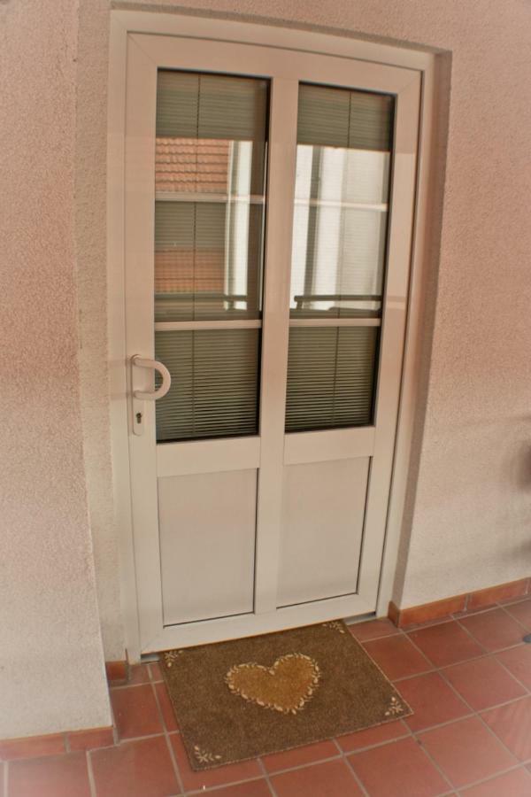 Pura Vida Fehmarn Apartment Exterior photo